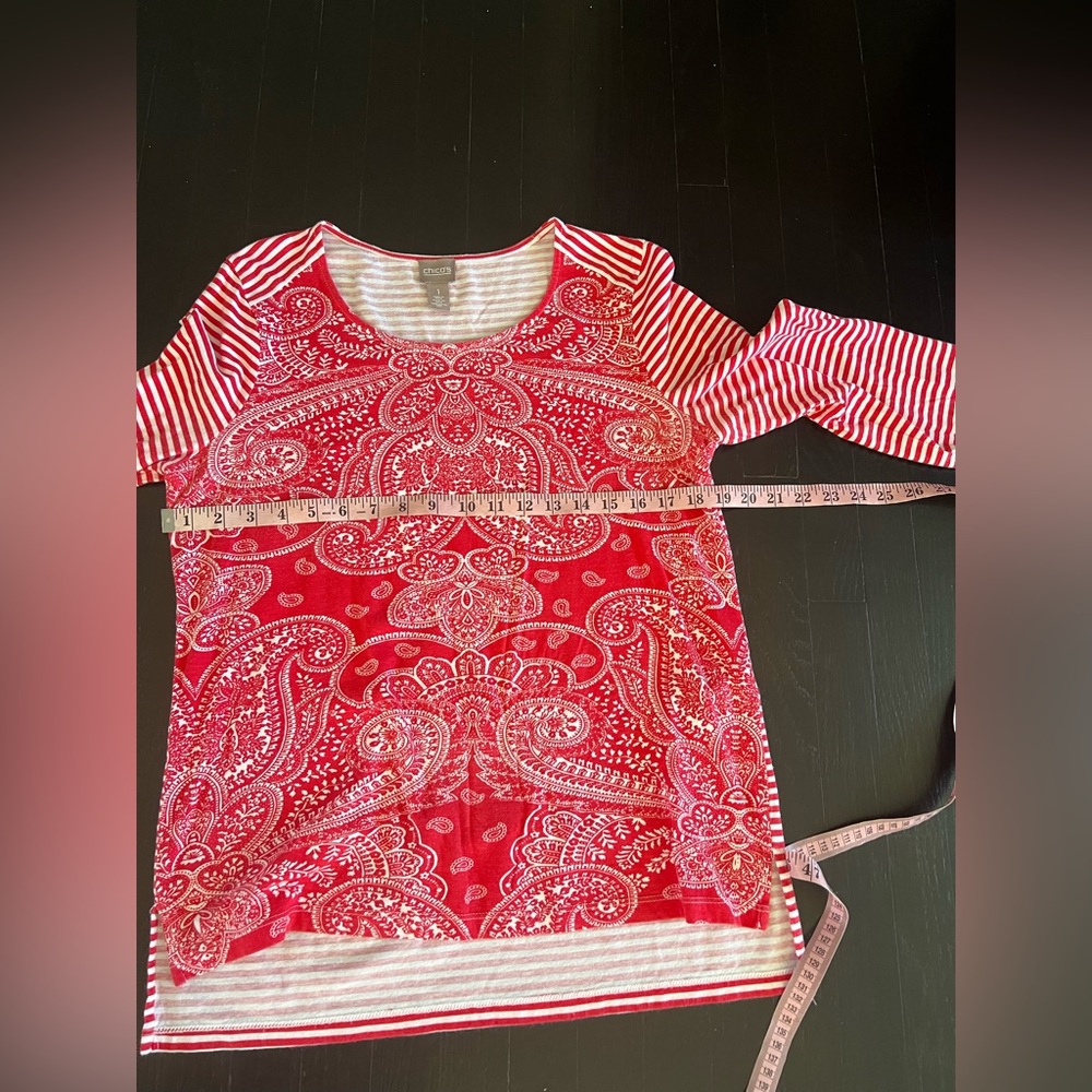 Chico's Red Paisley and Striped Top size 1 - Picture 5 of 8